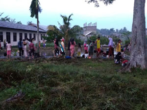 Mandi Safar di Teluk Pinang Inhil Dipadati Warga